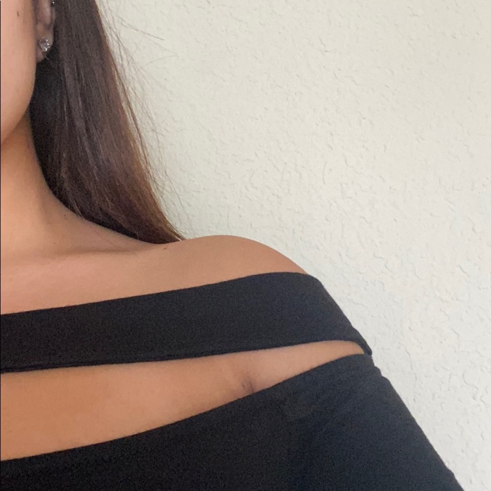 Off the shoulder long sleeve